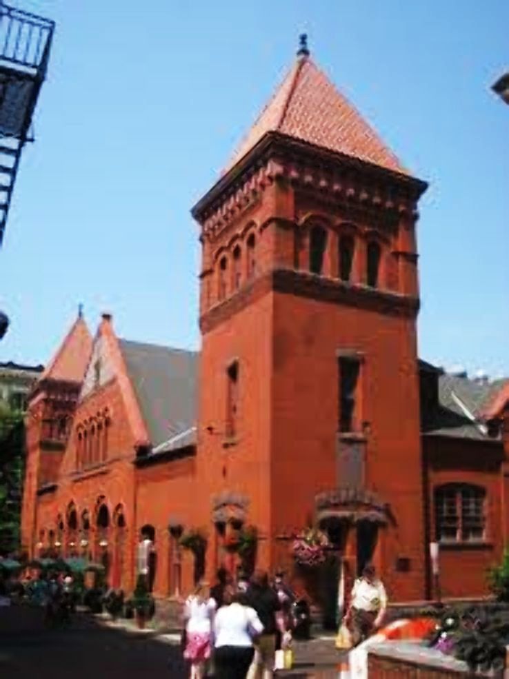 Lancaster Trip Packages