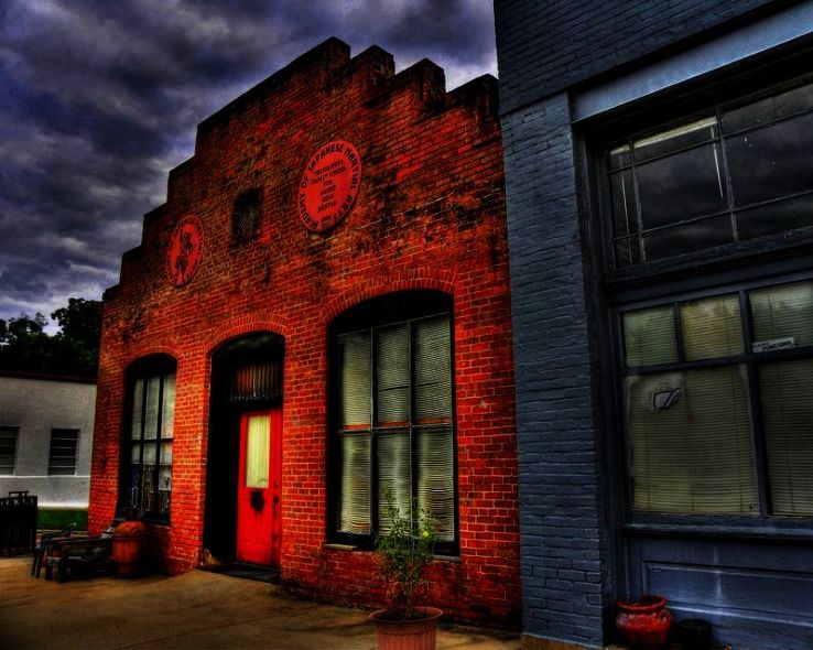 Clinton Trip Packages