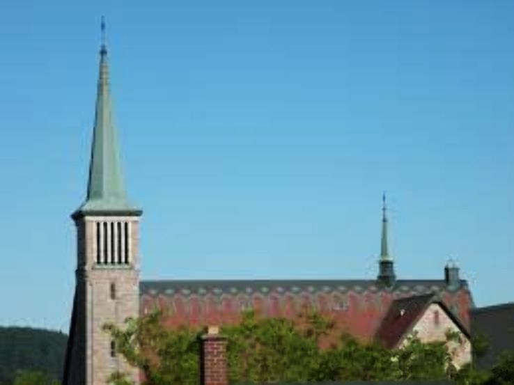 Notre Dame du Lac Trip Packages