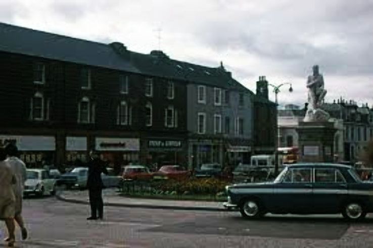 Dumfries Trip Packages