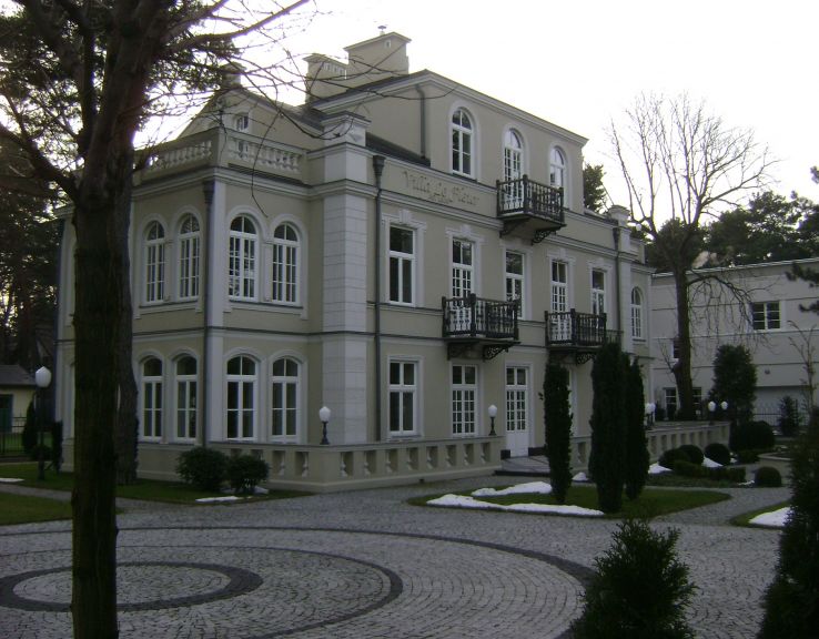 Konstancin Jeziorna Trip Packages