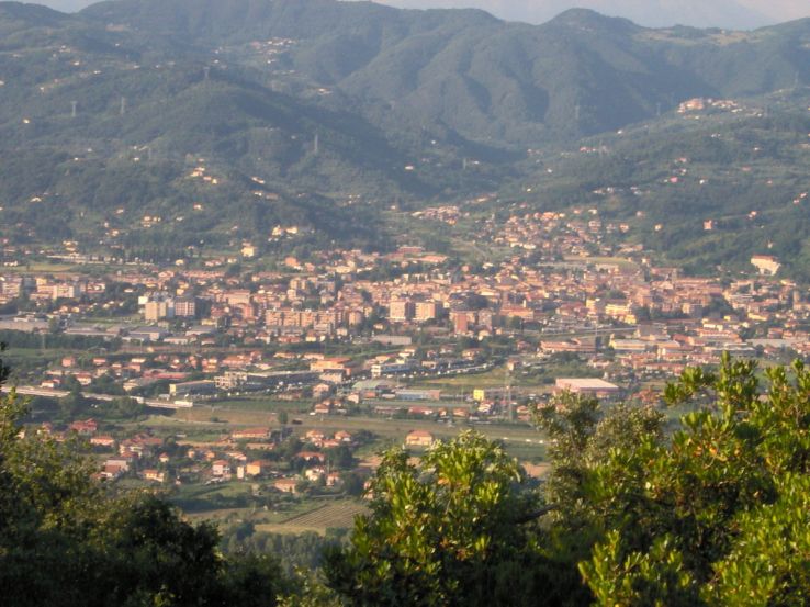 Sarzana Trip Packages