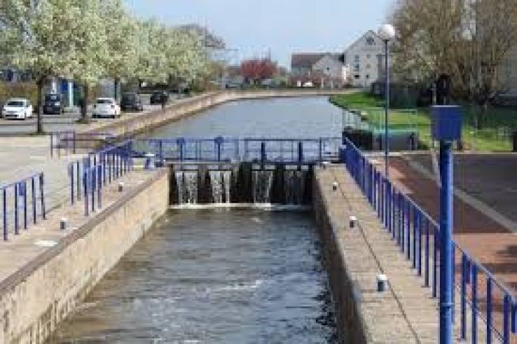 Montceau les Mines Trip Packages