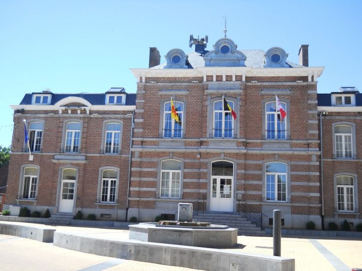 Jemeppe-sur-Sambre Trip Packages