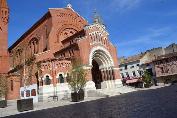 Villeneuve sur Lot Trip Packages