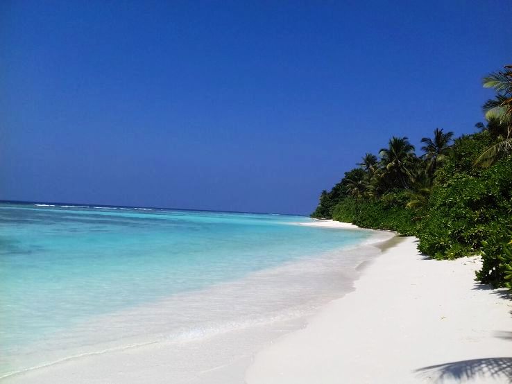 Thinadhoo Trip Packages