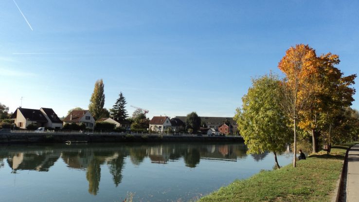 Lagny-sur-Marne Trip Packages