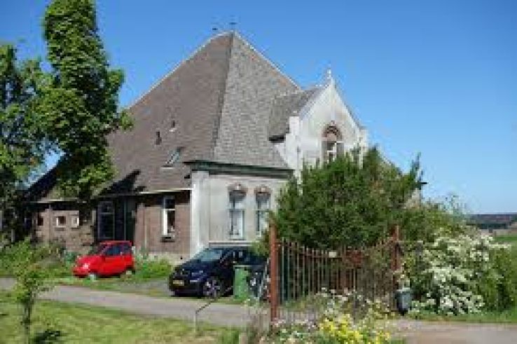 Landsmeer Trip Packages