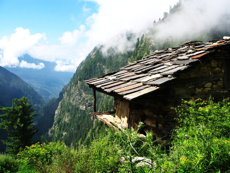 Beautiful 4 Days Malana Forest Holiday Package