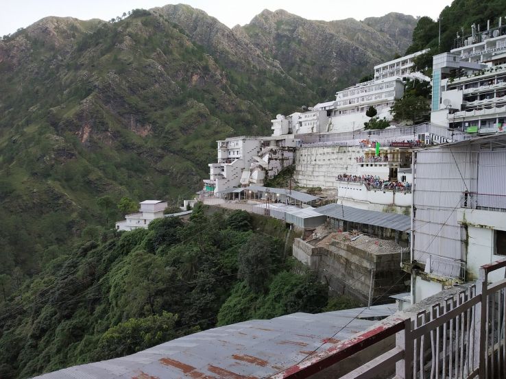 Memorable 2 Days 1 Night Katra with Patnitop Tour Package