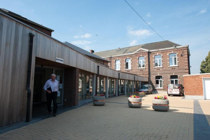 Jemeppe-sur-Sambre Trip Packages