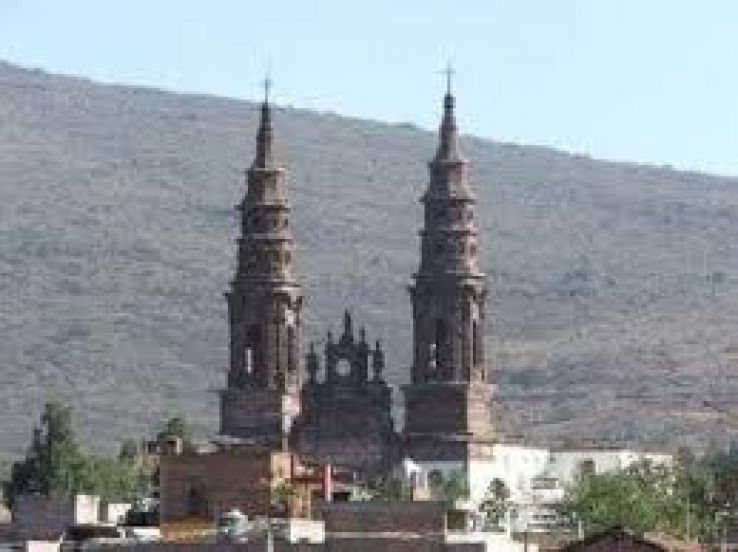 Ecuandureo Trip Packages