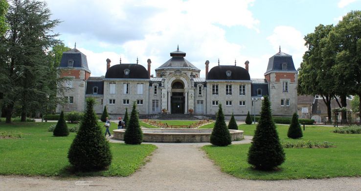 Lons le Saunier Trip Packages