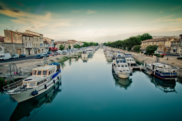 Beaucaire Trip Packages