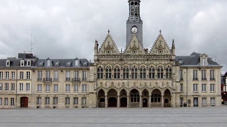 Saint Quentin Trip Packages