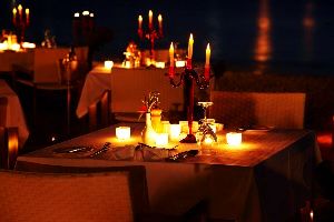 5 Places For a Romantic Candlelight Dinner In Pune