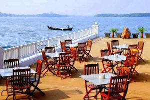 Food Lovers in Kochi, Can't-Miss These Amazing Places to Hog