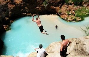 5 Incredible Natural Swimming Pools in the World