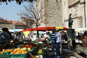 Indulge Your Shopping Desires in Top Markets of France