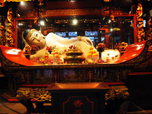 Finding Solace In The Buddhist Temples In China