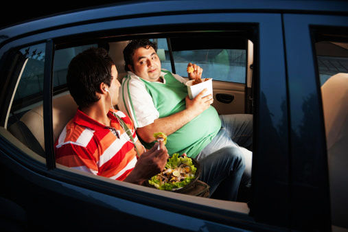 10 Things Indian Families Do On Road-Trips