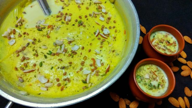 Lassi and Kulhar wala Milk