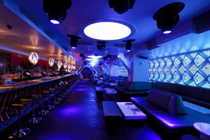 Lotus Loung