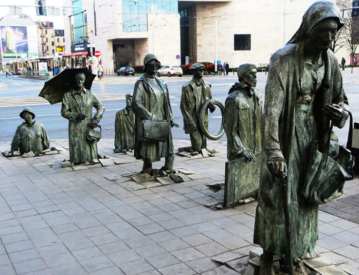 1. The Monument Of An Anonymous Passerby