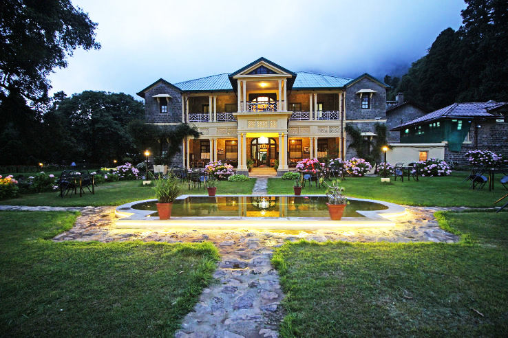 Top 5 Hotels in Nainital near Lake and Mall Road