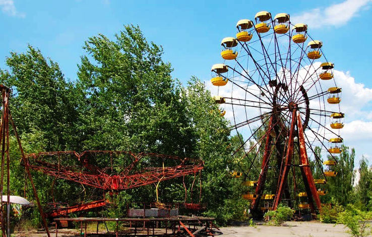 Chernobyl Amusement Park ( Pripyat, Ukraine)