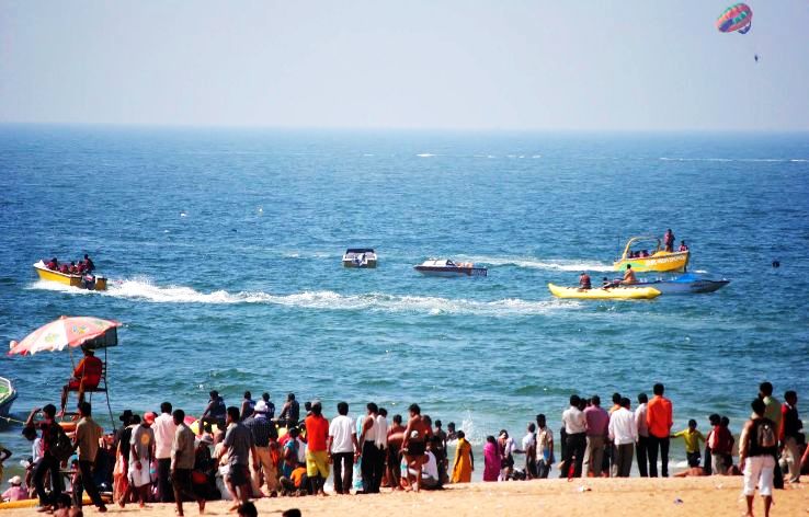 6. Calangute Beach