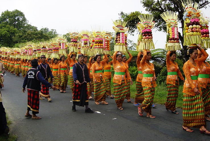 Get Acquainted With Local Culture