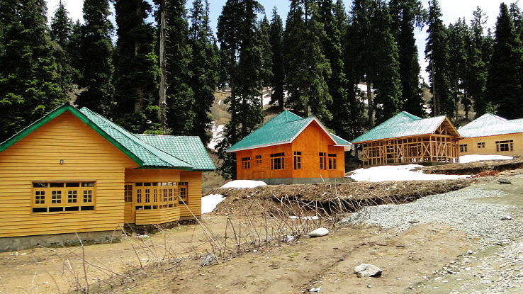 5 Nights/6 Days at Rs 13750