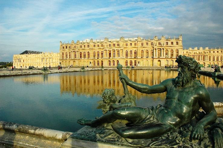4. Versailles