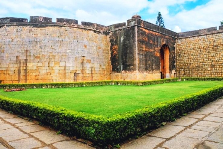 1. Bangalore Fort
