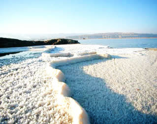 It is the highest evaporating water body