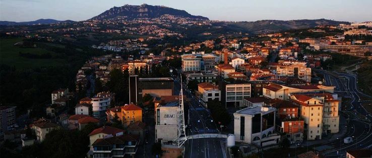 <a href='https://www.hellotravel.com/united-states-of-america/san-marino' class=''>San Marino</a>