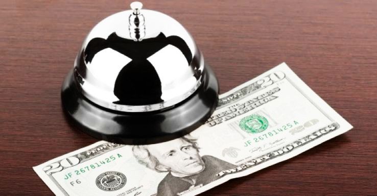 Difference in the price/cost you pay for hotel and motel