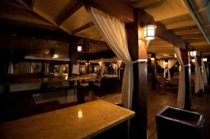 2.Polo Irish Pub