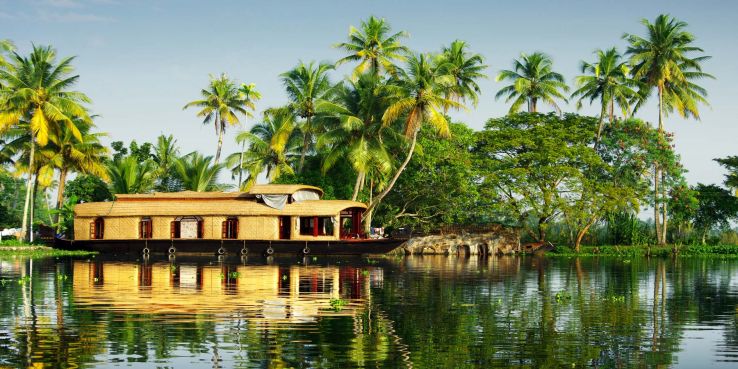 9 Must-See Tourist Places in Kerala