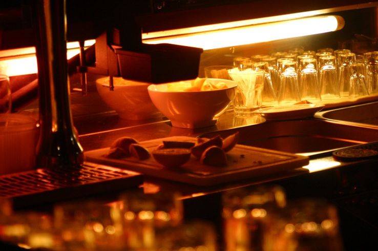 Lehchen Bar and Restaurant