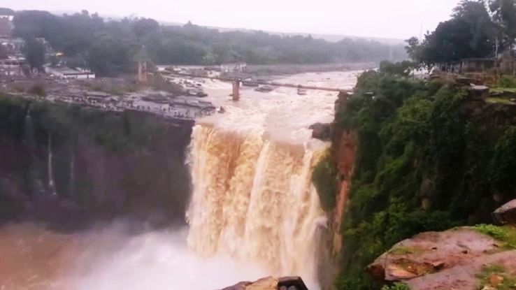 1. Gokak Falls