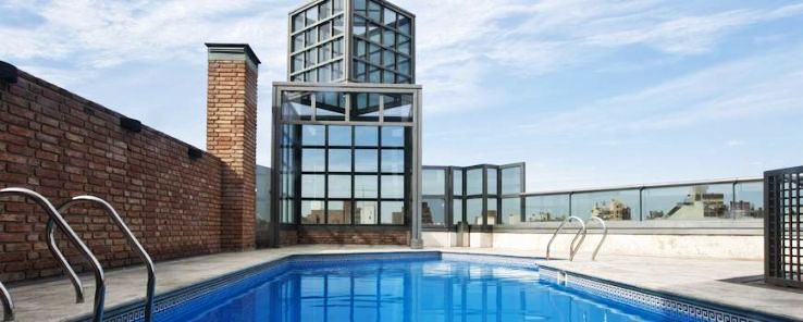 Difference in hotel and motel through duration of stay