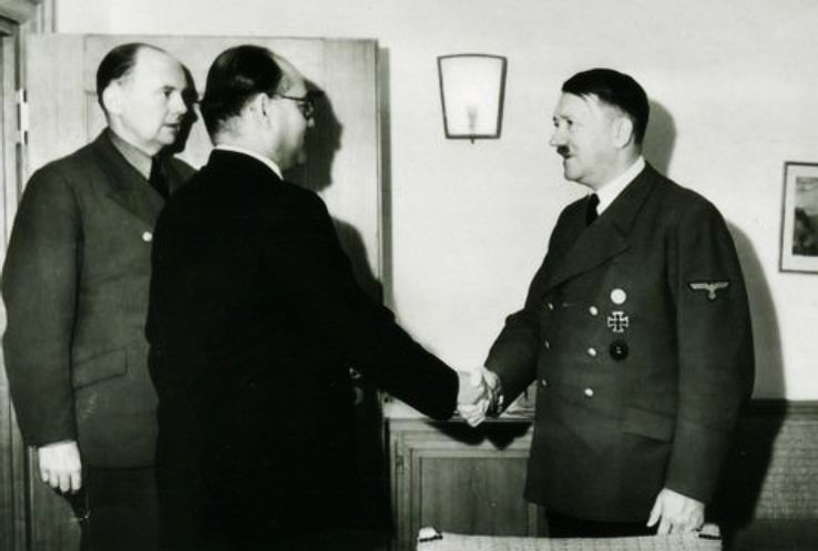 Subhash Candhra Bose Meeting With Hitler 