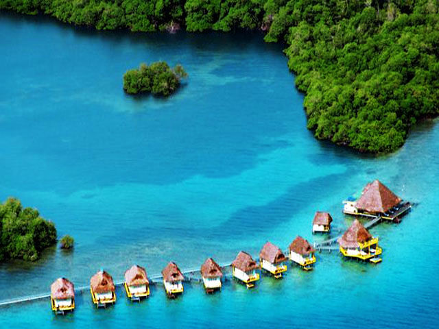 World S Best Resorts With Overwater Bungalows Hello Travel Buzz World S Best Resorts With Overwater Bungalows
