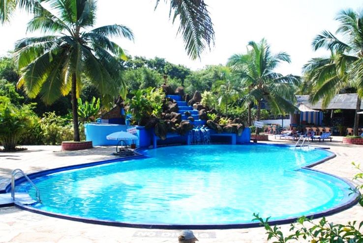 8. Paradise Village Beach Resort Tour Package