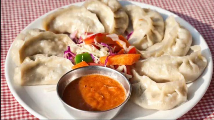 Momos