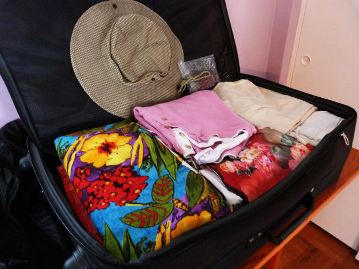 11 Awesome Travel Hacks Every Girl Must See Before Packing Another