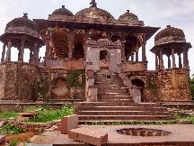 32 Pillars Chhatri