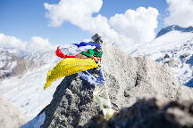 Trek to Indrahar Pass